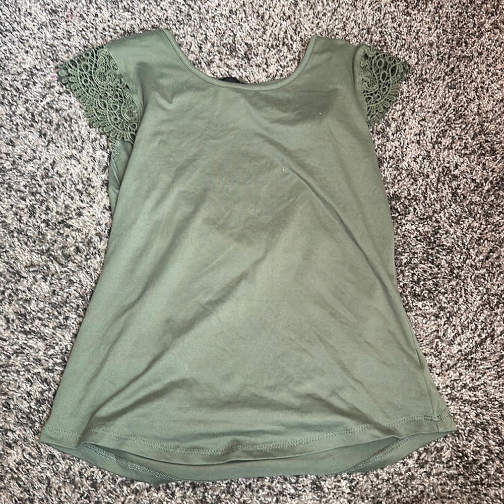 Dark green, soft texture, and pattern in the arms!